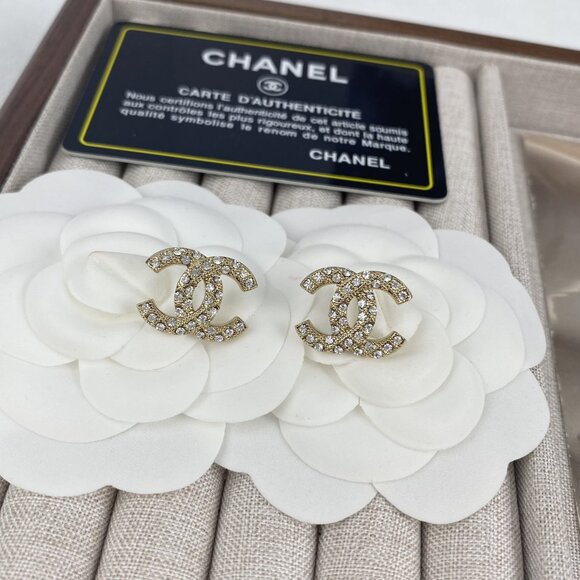 Chanel earrings - Picture 6 of 7